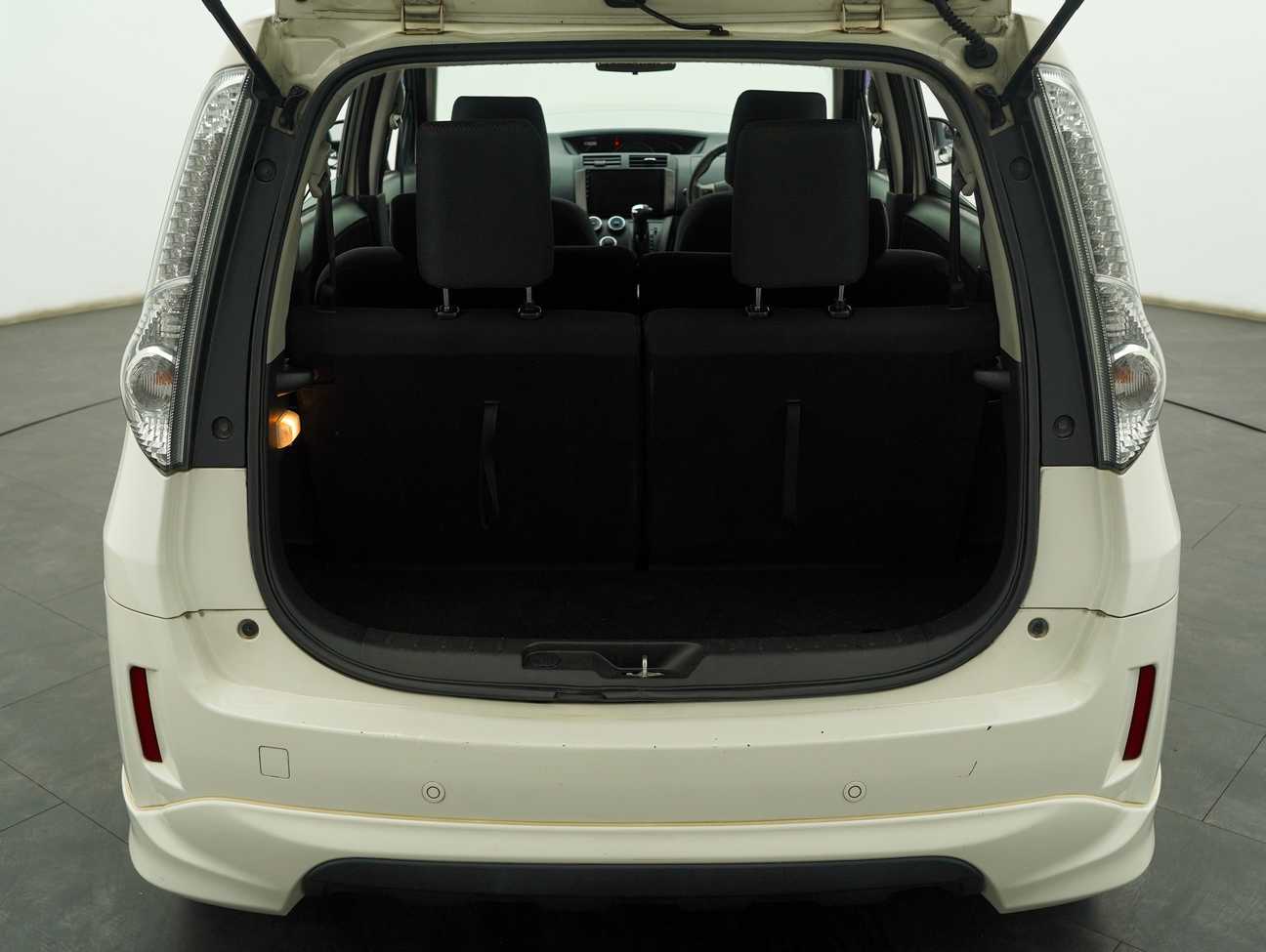 terpakai 2014 Perodua Alza SE 1.5