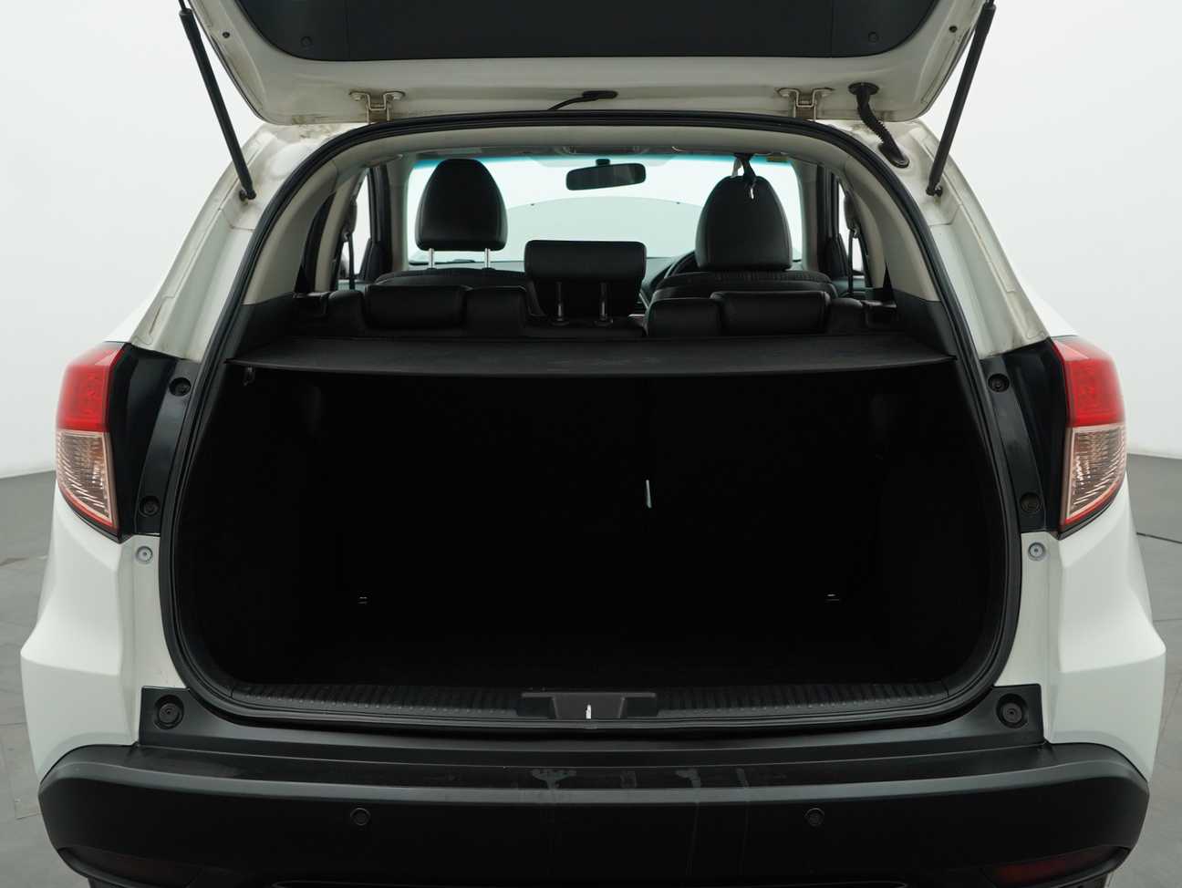 used 2015 Honda HR-V V 1.8