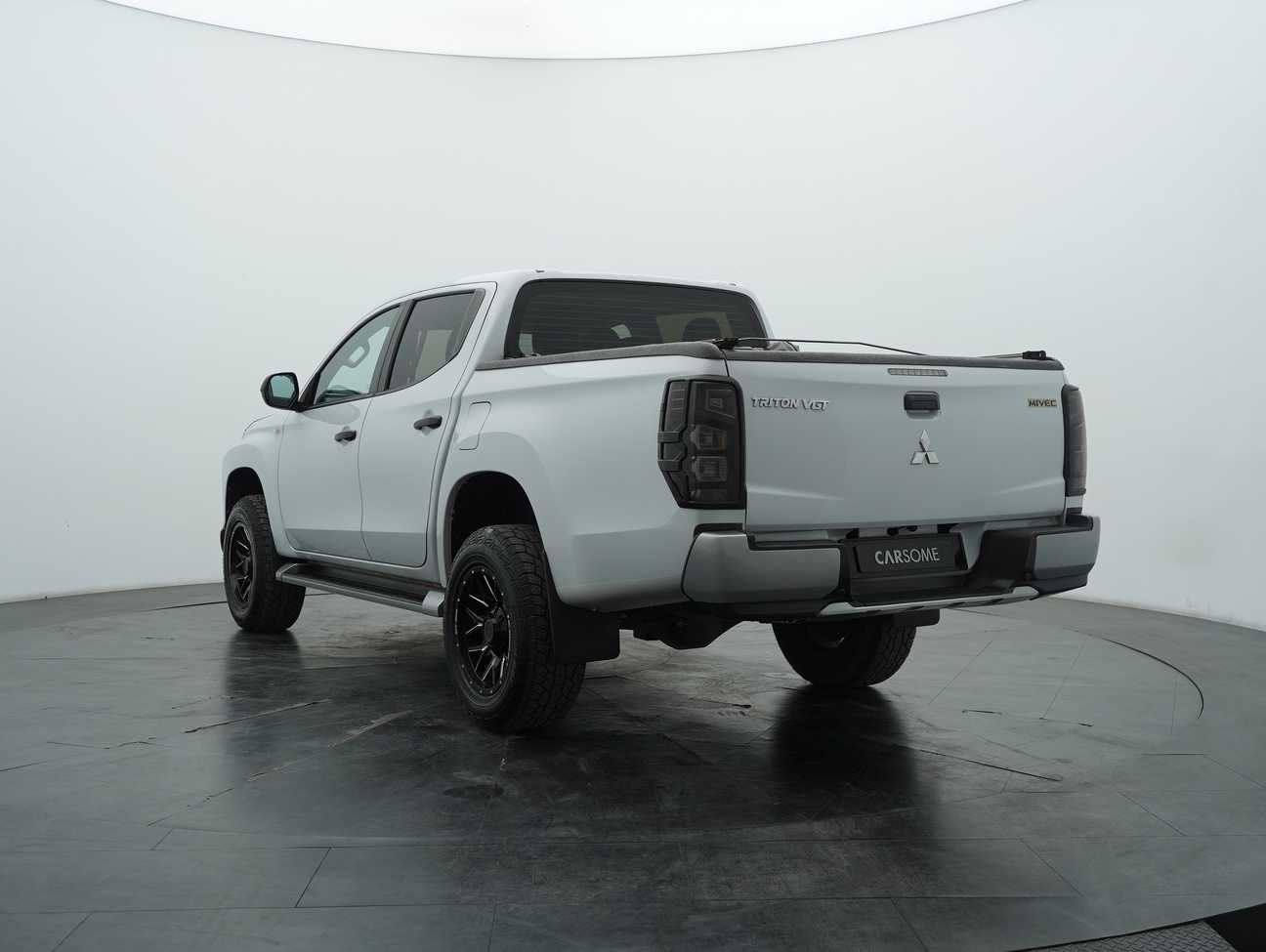 used 2021 Mitsubishi Triton VGT Dual Cab 4X4 2.4