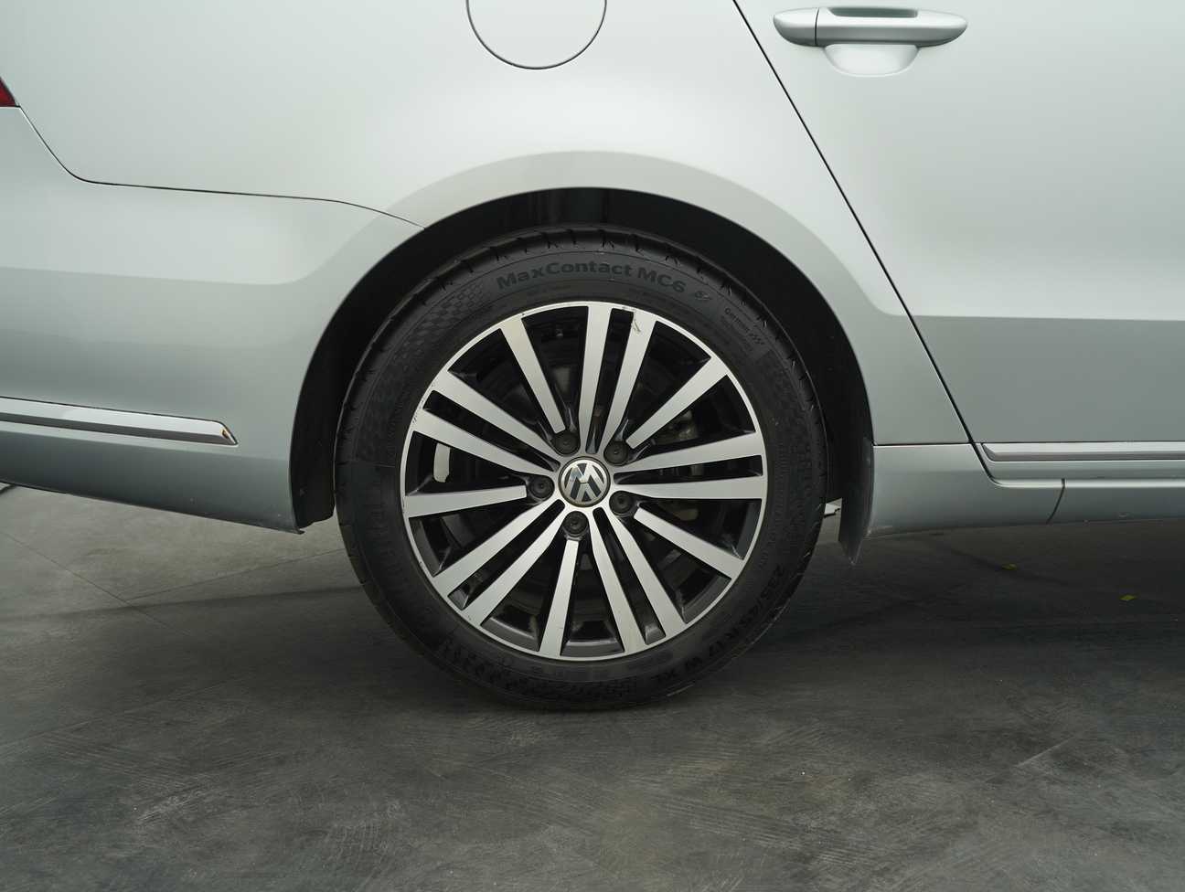 used 2013 Volkswagen PASSAT TSI 1.8