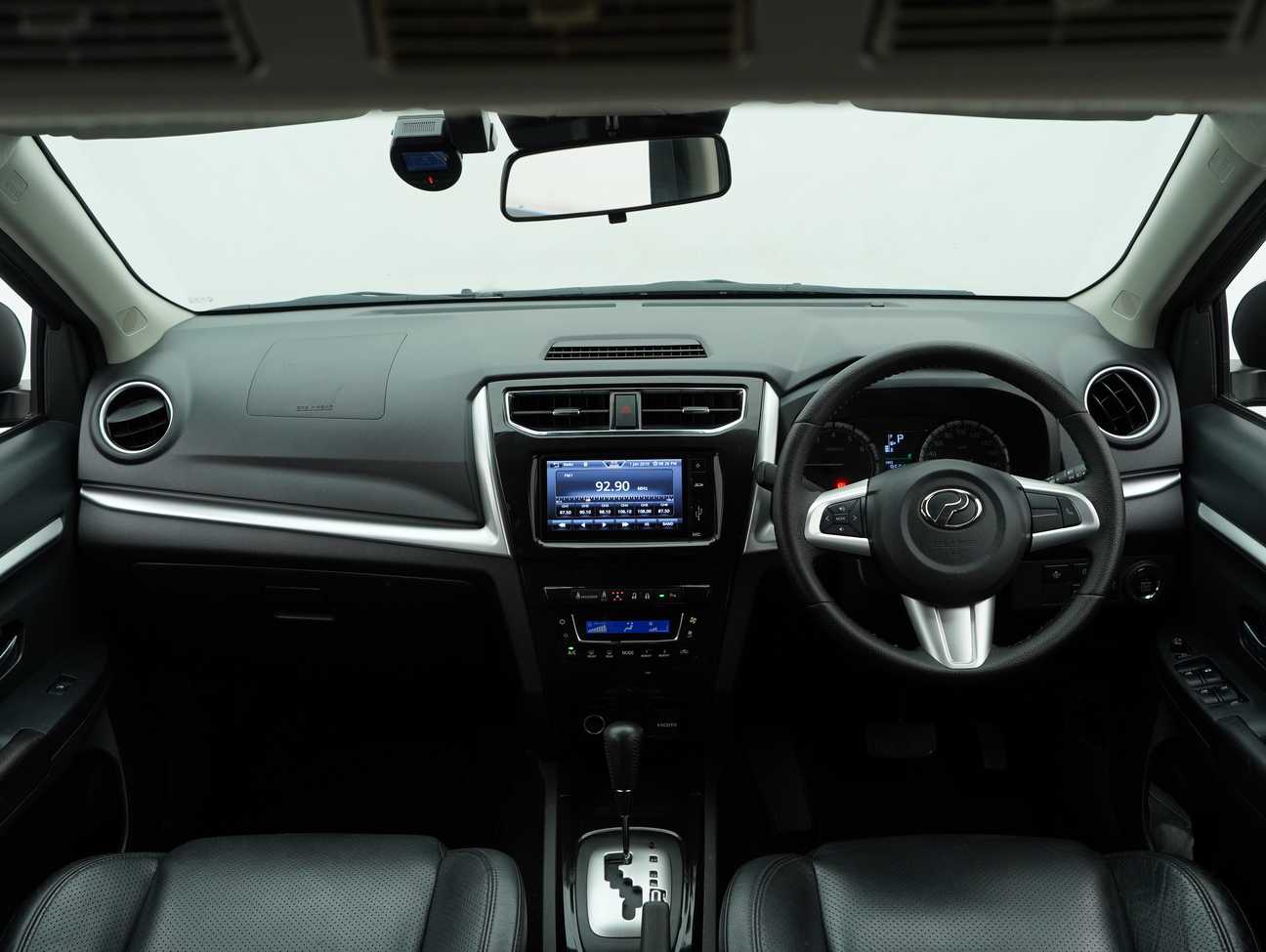 terpakai 2021 Perodua Aruz AV 1.5