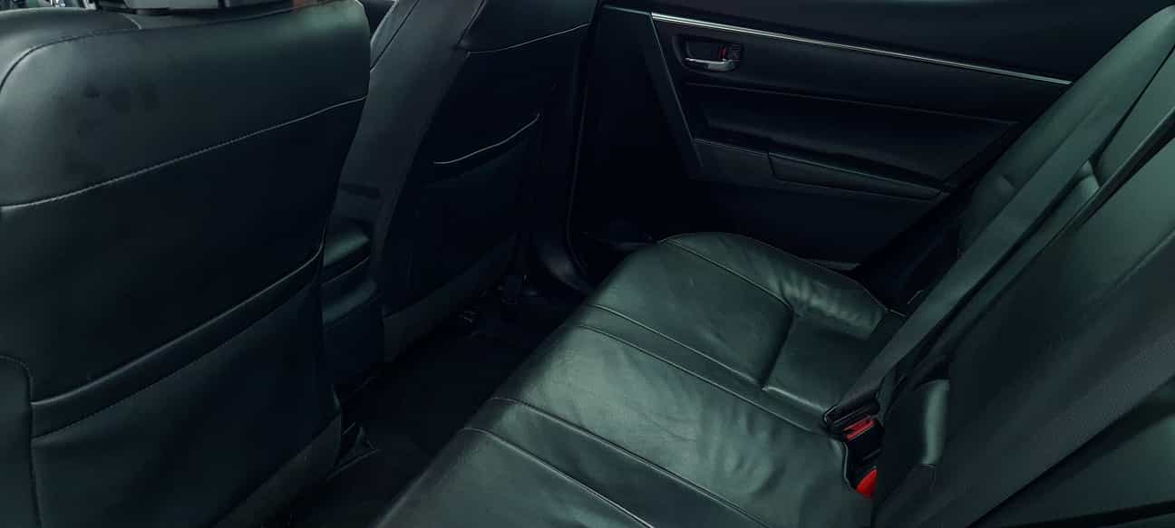 used 2014 Toyota COROLLA ALTIS V 2.0