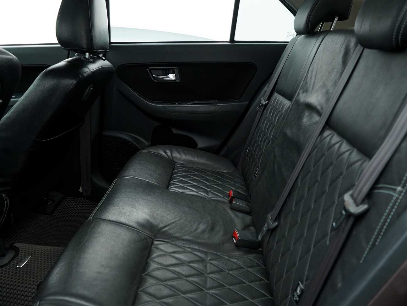 terpakai 2017 Perodua Bezza Advance Premium 1.3