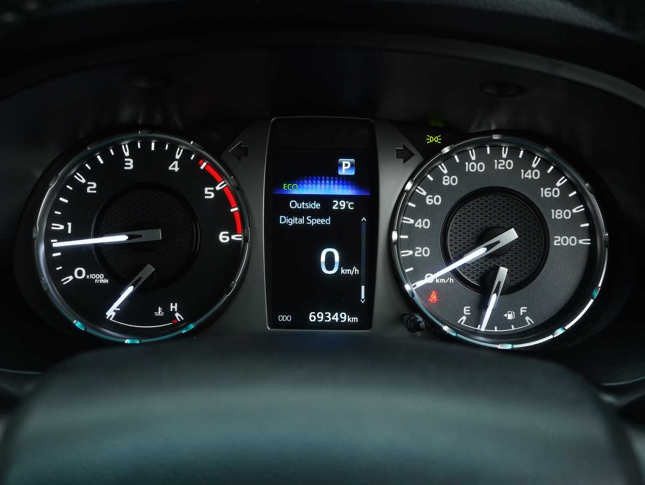 used 2022 Toyota Hilux V Dual Cab 2.4