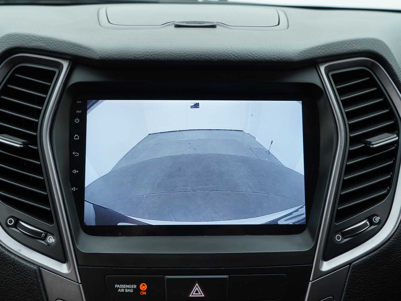 terpakai 2014 Inokom Santa Fe Executive Plus 2.4