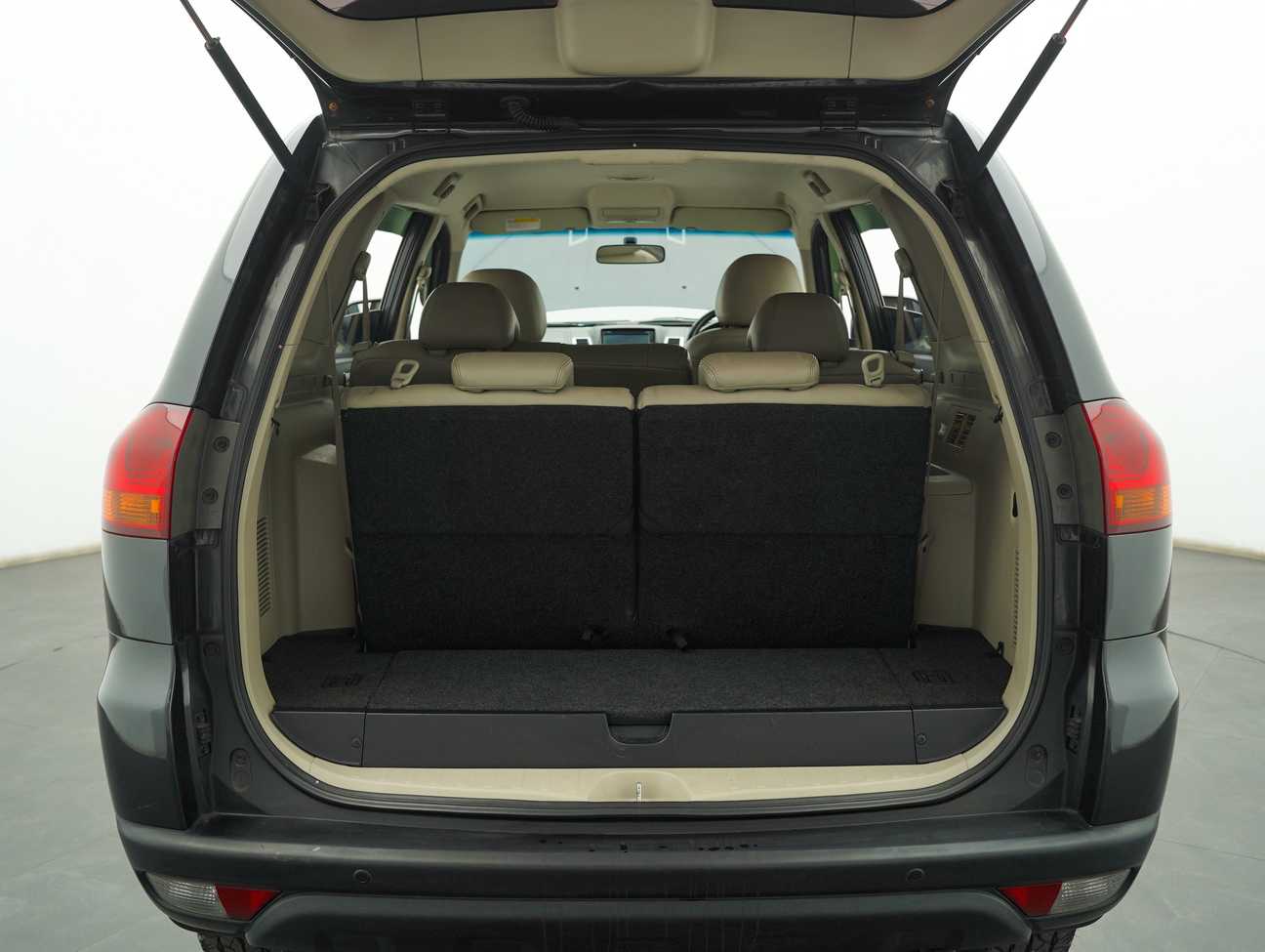 terpakai 2009 Mitsubishi Pajero Sport GS 2.5