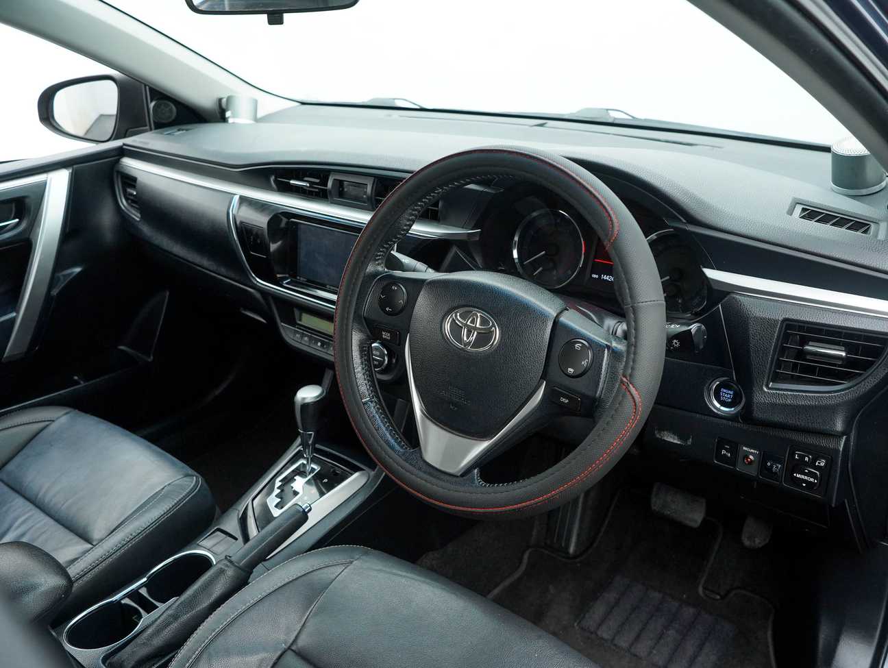 used 2015 Toyota Corolla Altis G 1.8