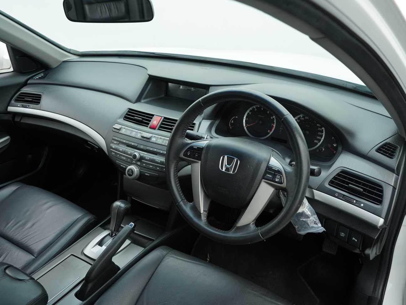 used 2013 Honda Accord VTi-L 2.0