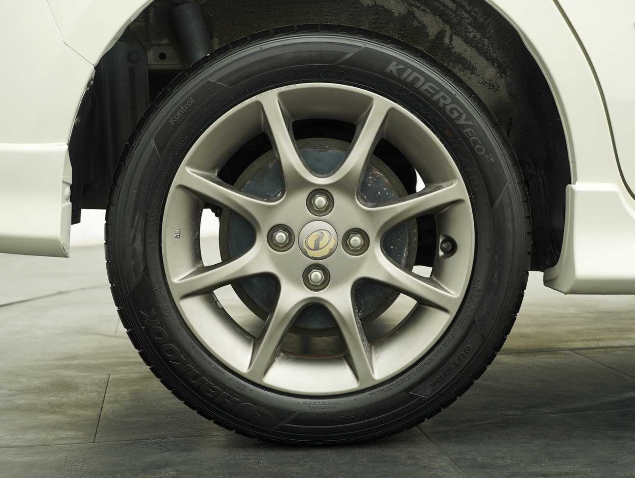 terpakai 2015 Perodua Alza Advance 1.5