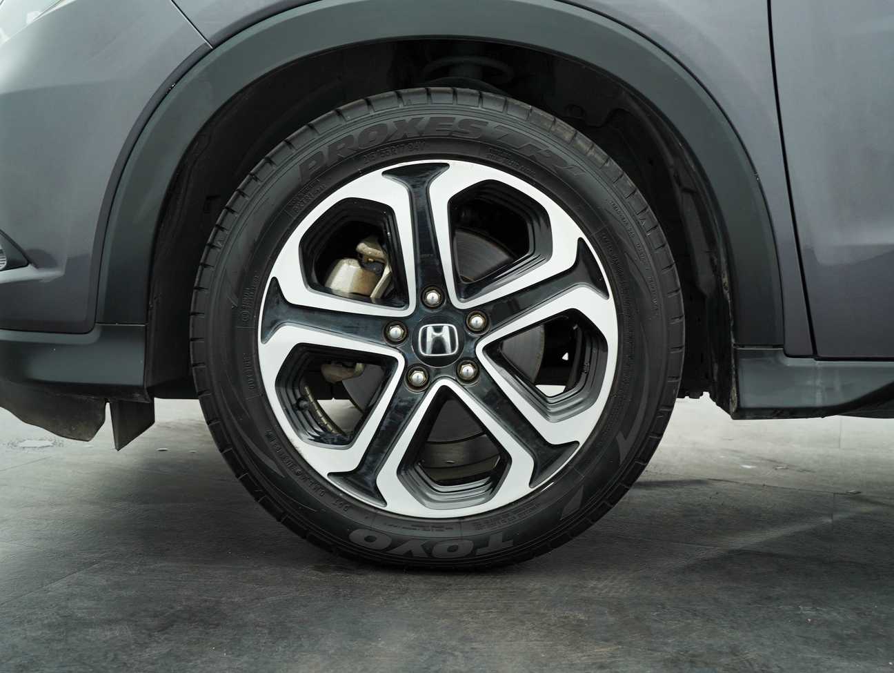 used 2017 Honda HR-V V 1.8