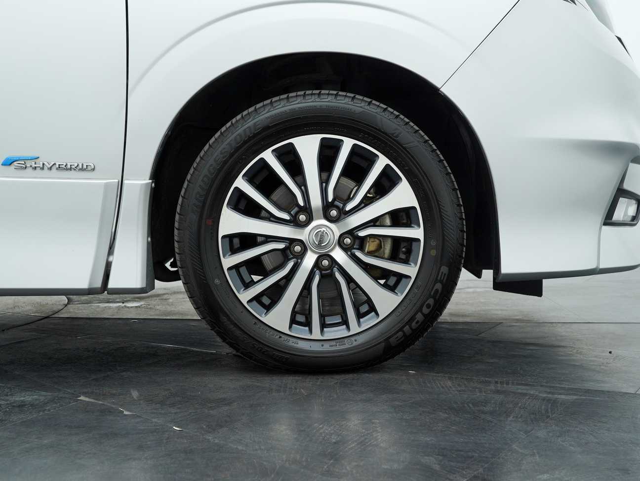 used 2018 Nissan Serena S-Hybrid High-Way Star Premium 2.0