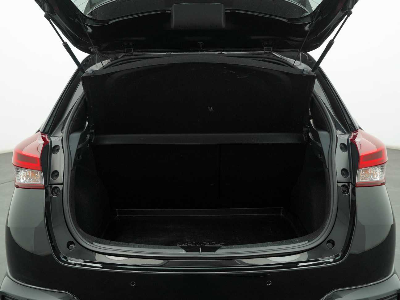 terpakai 2020 Toyota Yaris E 1.5