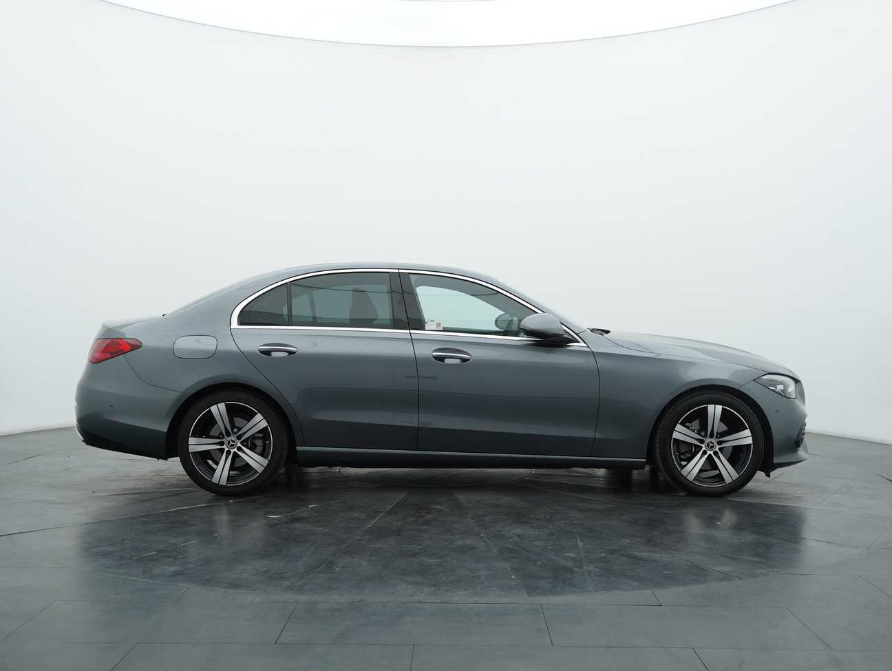 used 2023 Mercedes-Benz C200 Avantgarde 1.5