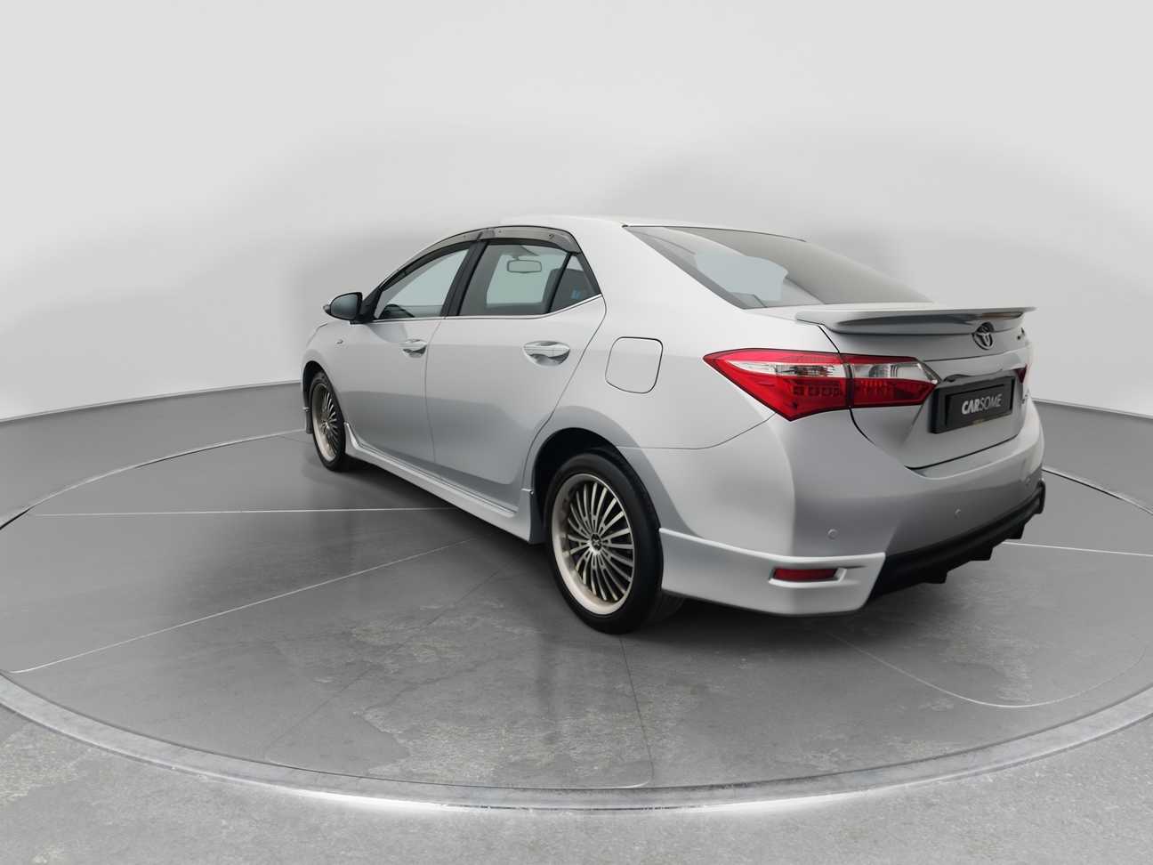 used 2014 Toyota Corolla Altis V 2.0