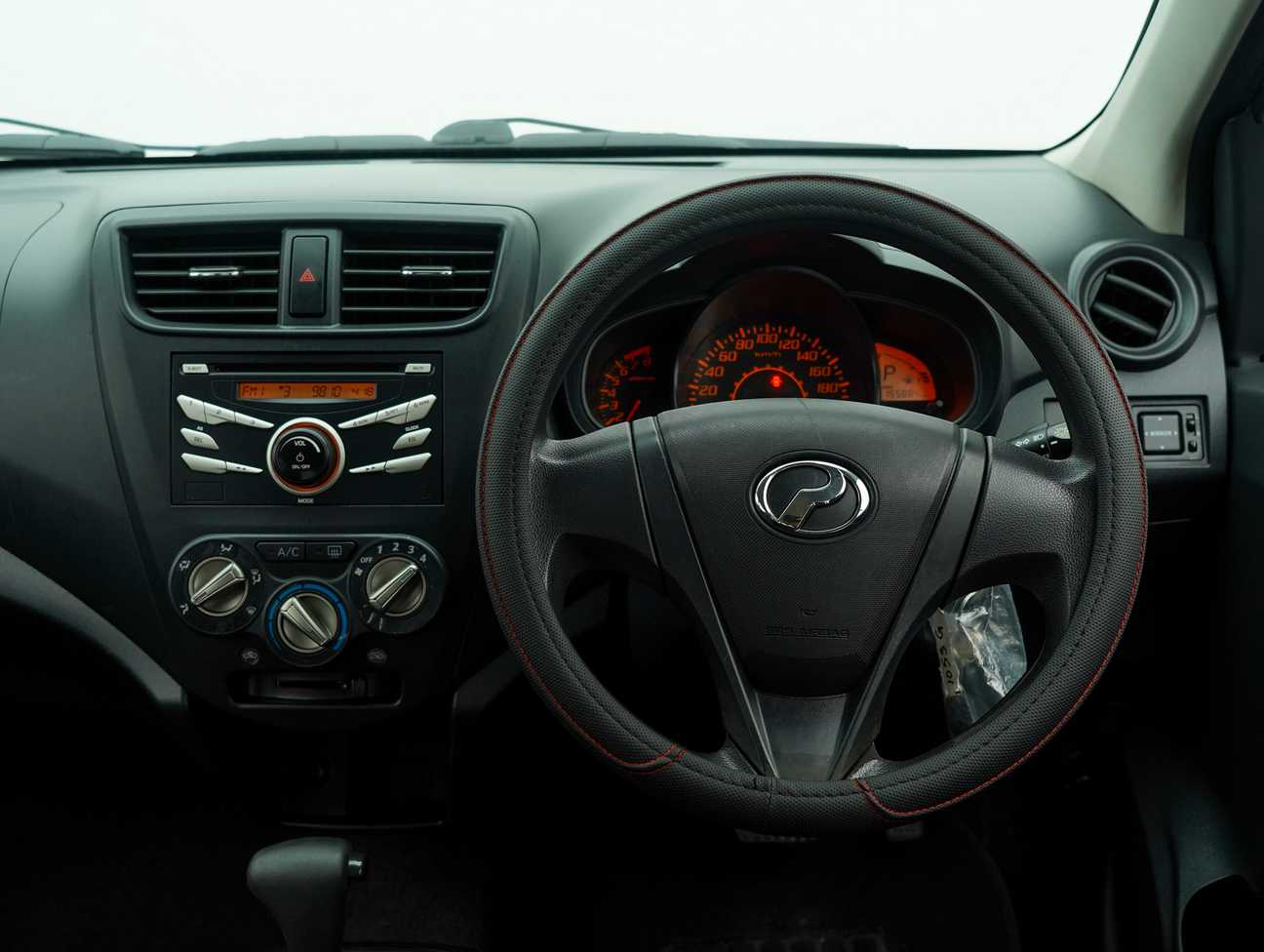 terpakai 2015 Perodua AXIA G 1.0