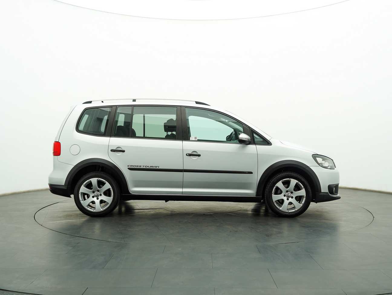 used 2012 Volkswagen Touran TSI 1.4
