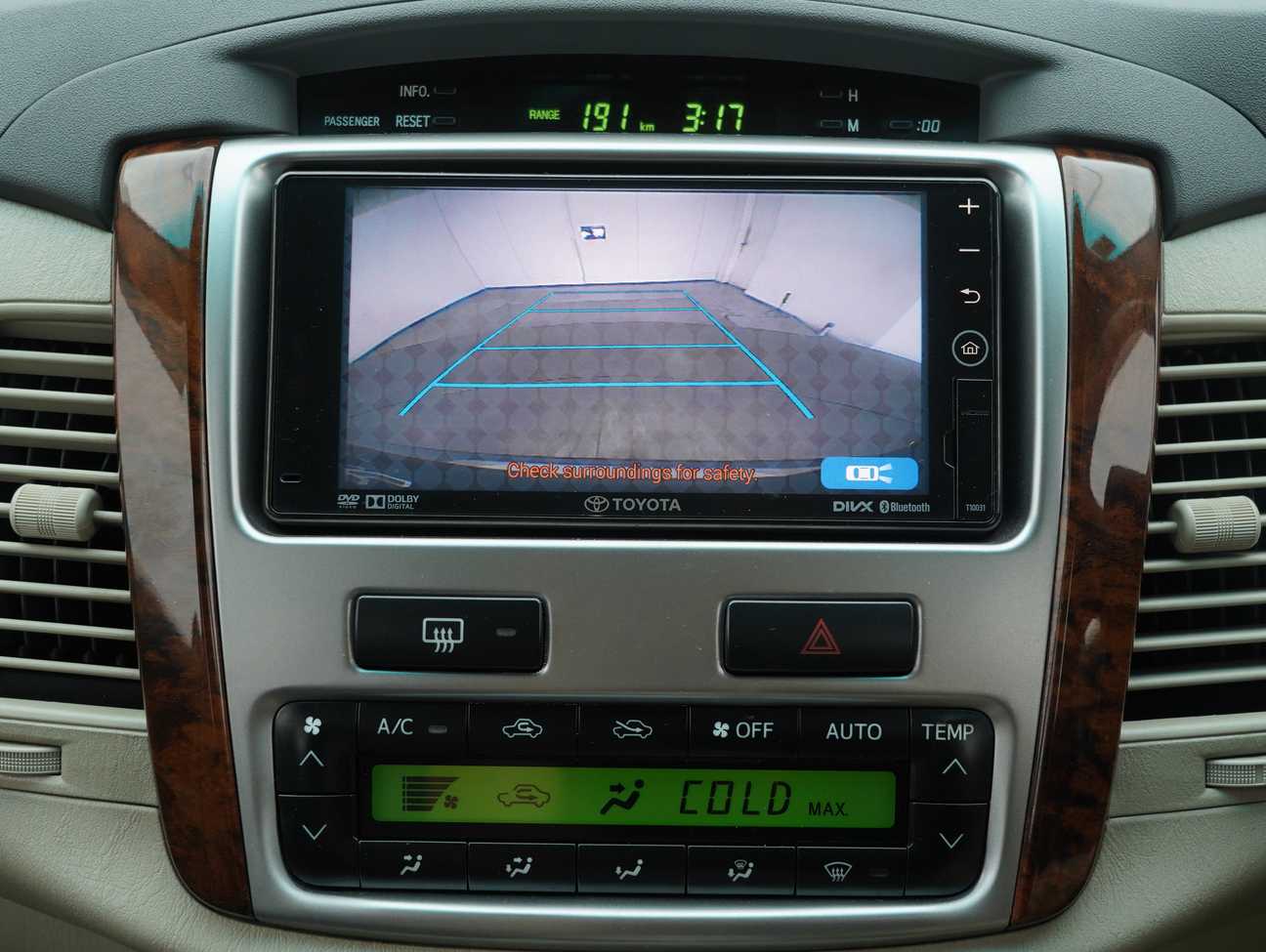 used 2015 Toyota Innova G 2.0