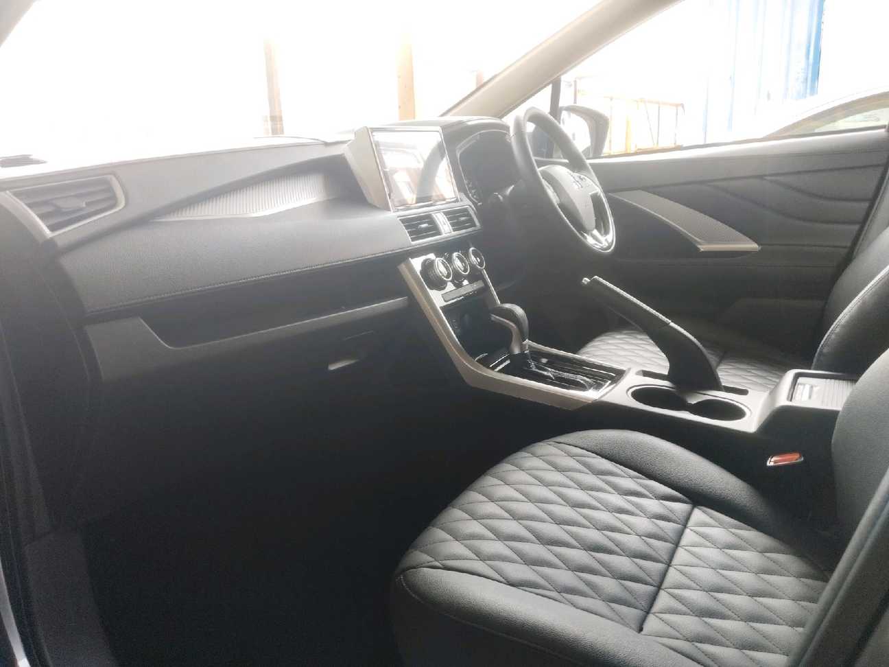 used 2023 Mitsubishi Xpander  1.5