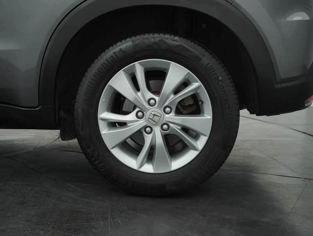 used 2015 Honda HR-V V 1.8