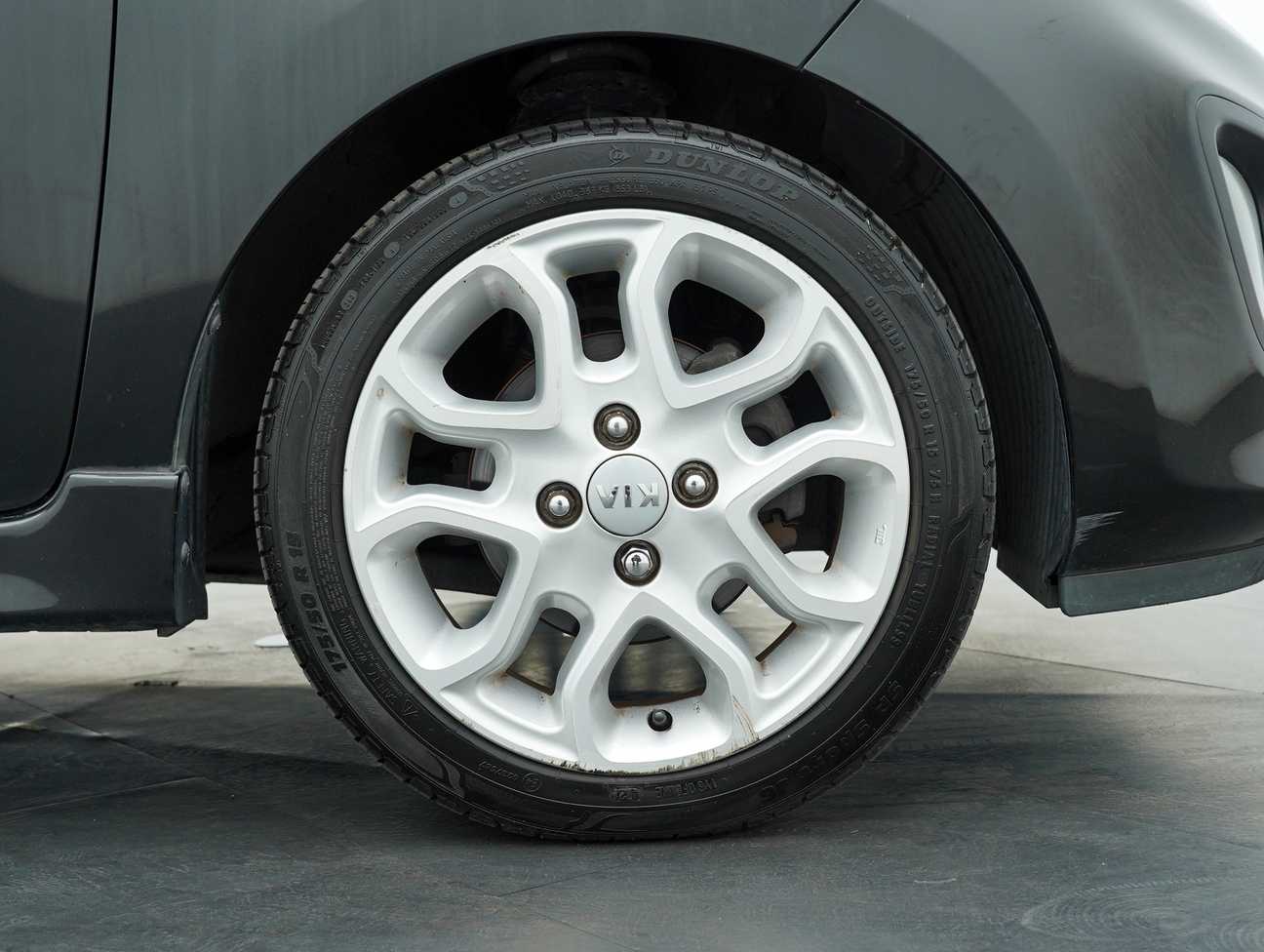 terpakai 2014 Kia Picanto  1.2