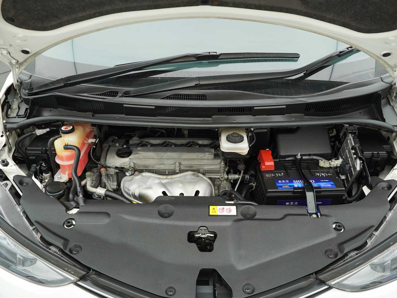 terpakai 2017 Toyota ESTIMA DBA-ACR50W 2.4