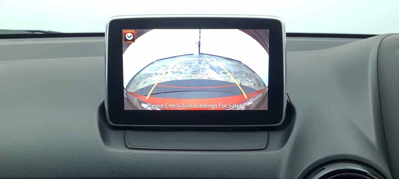 terpakai 2015 Mazda 2 SEDAN SKYACTIV-G 1.5