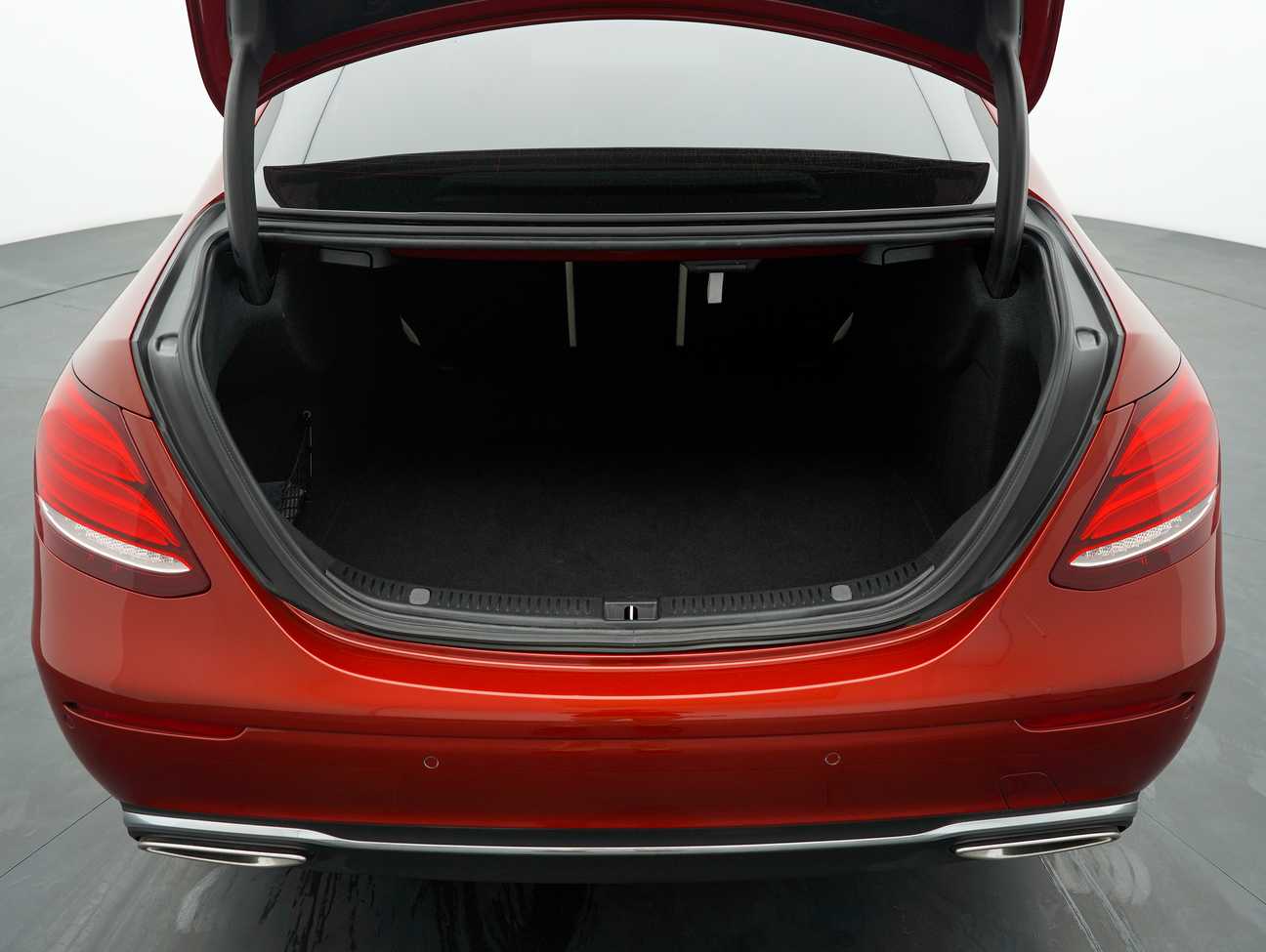 terpakai 2016 Mercedes-Benz E 200 2.0