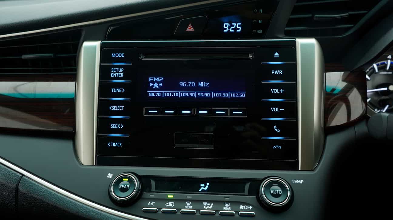 used 2017 Toyota INNOVA G 2.0