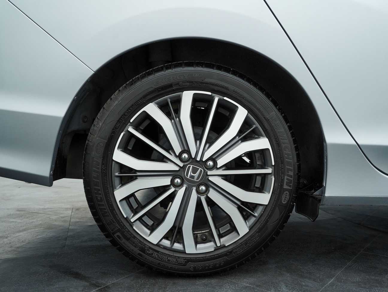 terpakai 2018 Honda City V i-VTEC 1.5