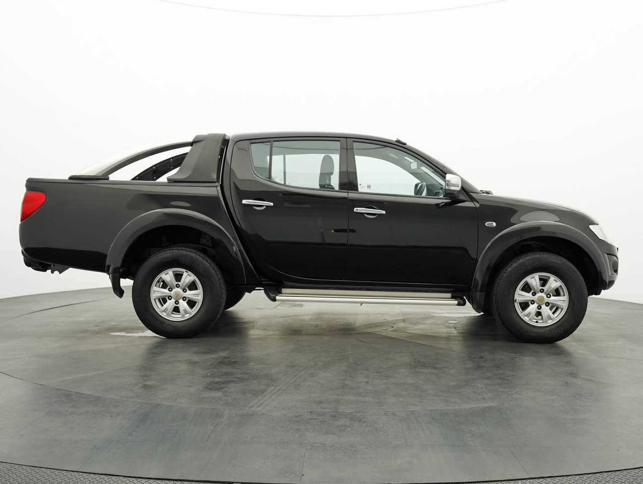 used 2013 Mitsubishi TRITON L200 4WD DOUBLE CAB 2.5