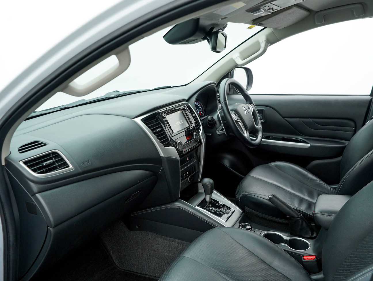terpakai 2019 Mitsubishi Triton VGT Adventure X Dual Cab 2.4