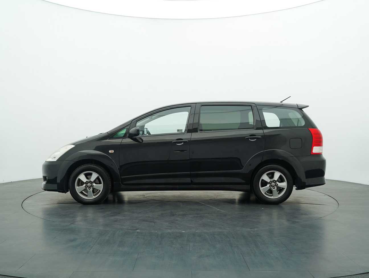 terpakai 2006 Toyota Wish  2.0