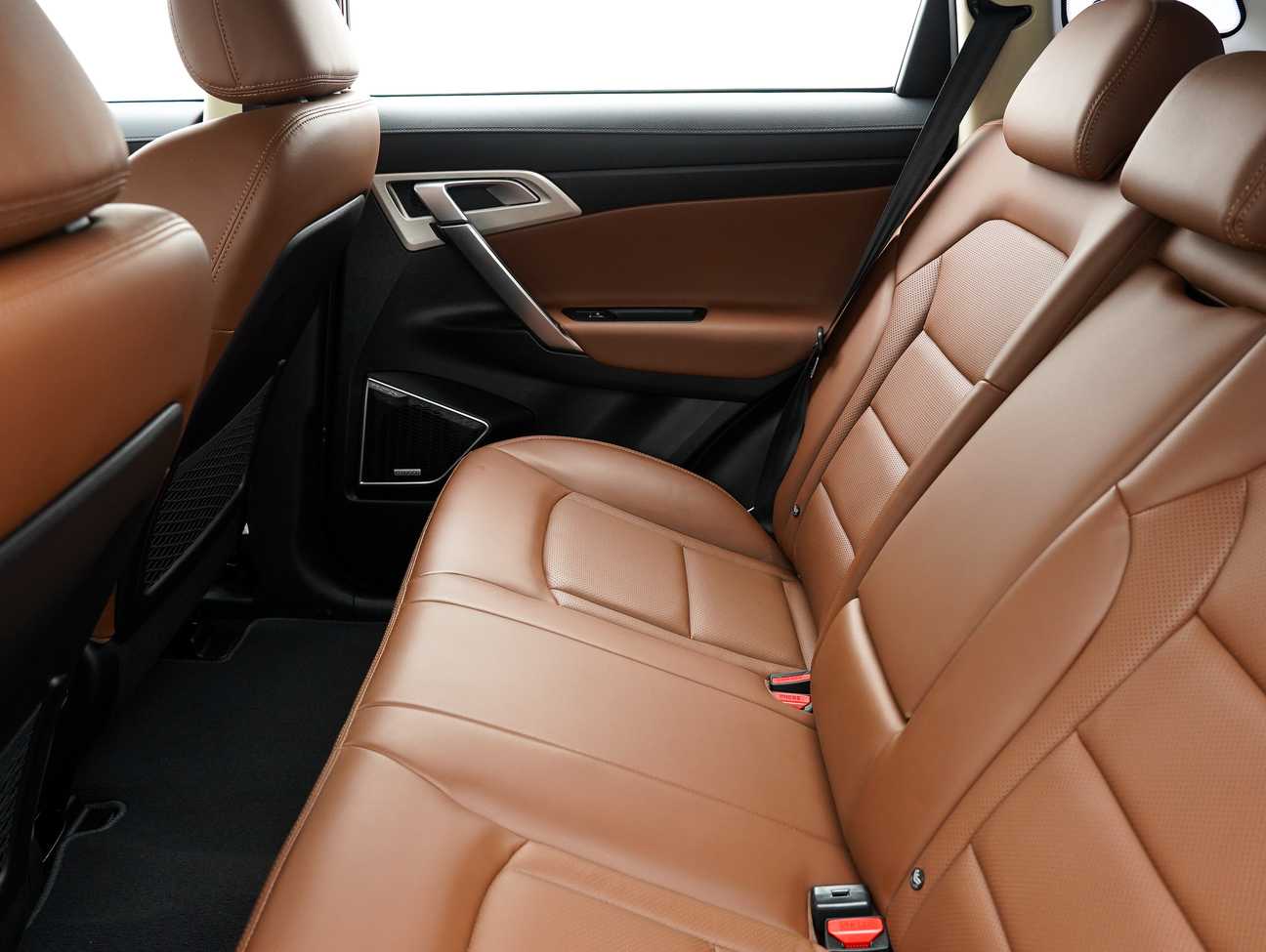 used 2022 Proton X70 Premium 1.8