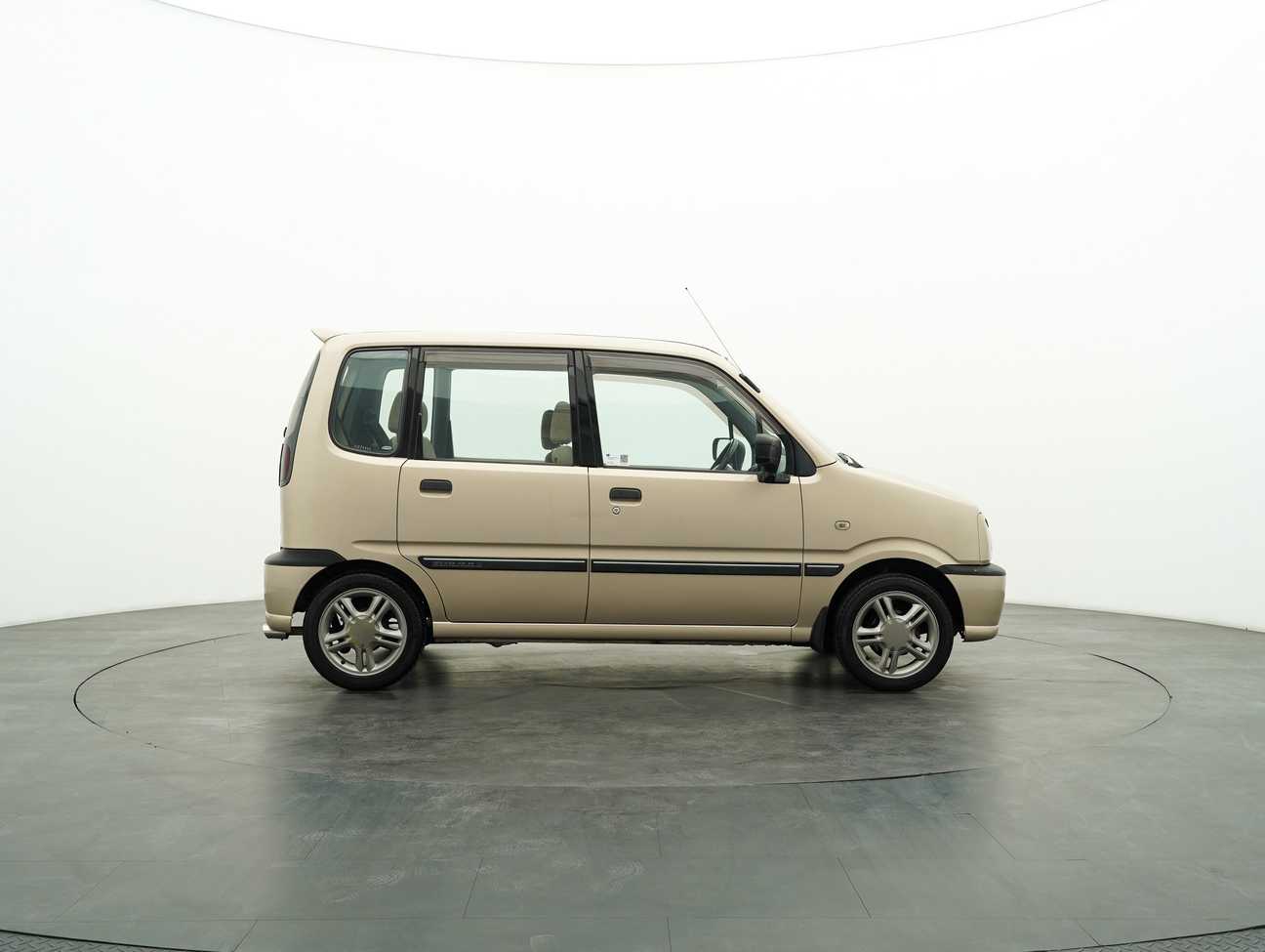 used 2004 Perodua Kenari EZ 1.0