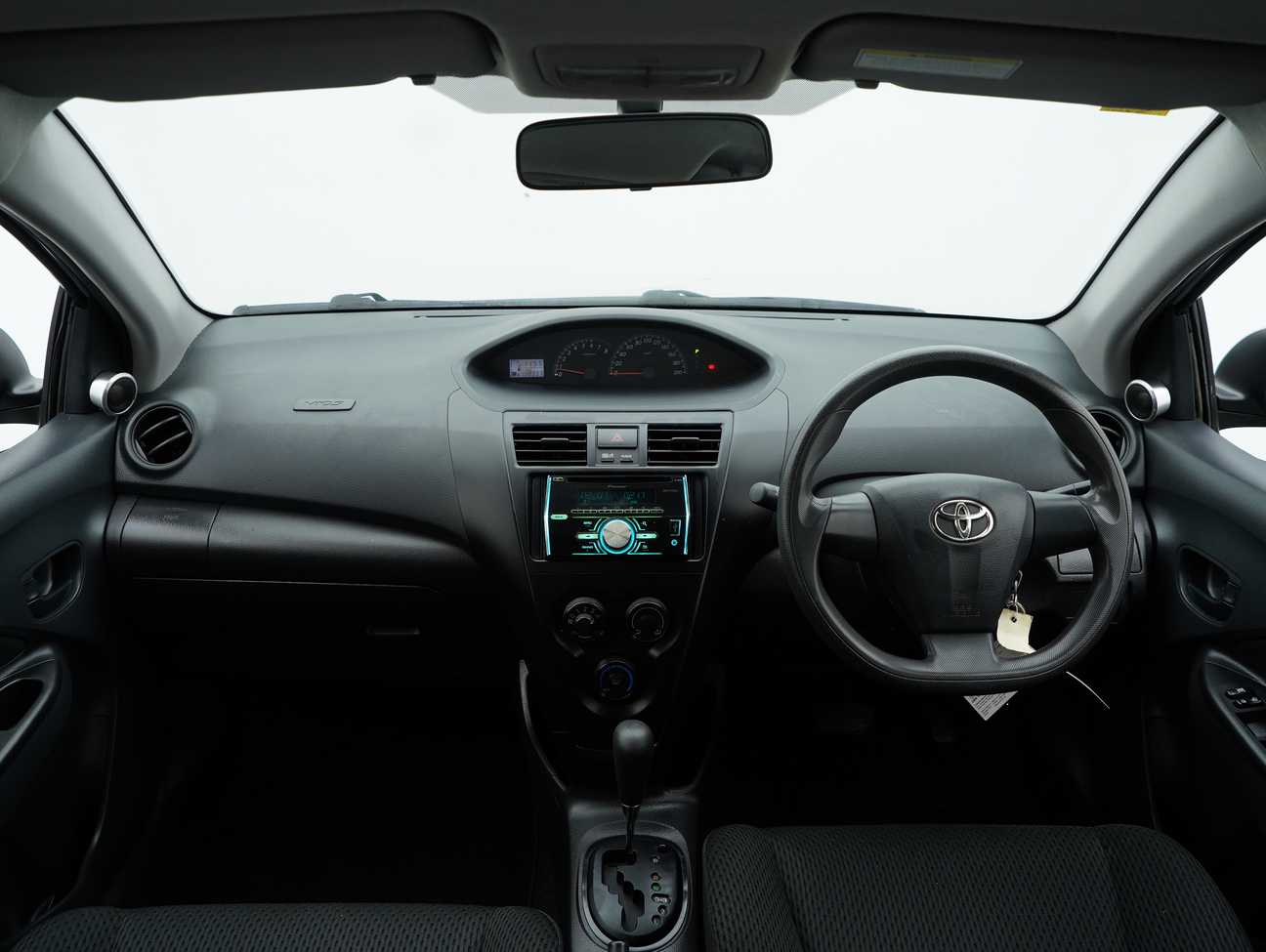 terpakai 2012 Toyota Vios J 1.5