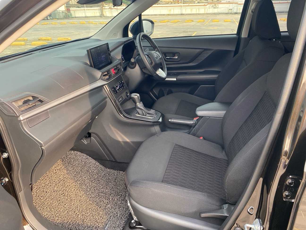 used 2024 Perodua Alza H 1.5