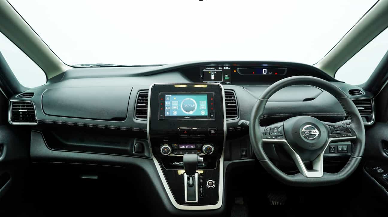 used 2020 Nissan SERENA J IMPUL PREMIUM HIGH-WAY 2.0