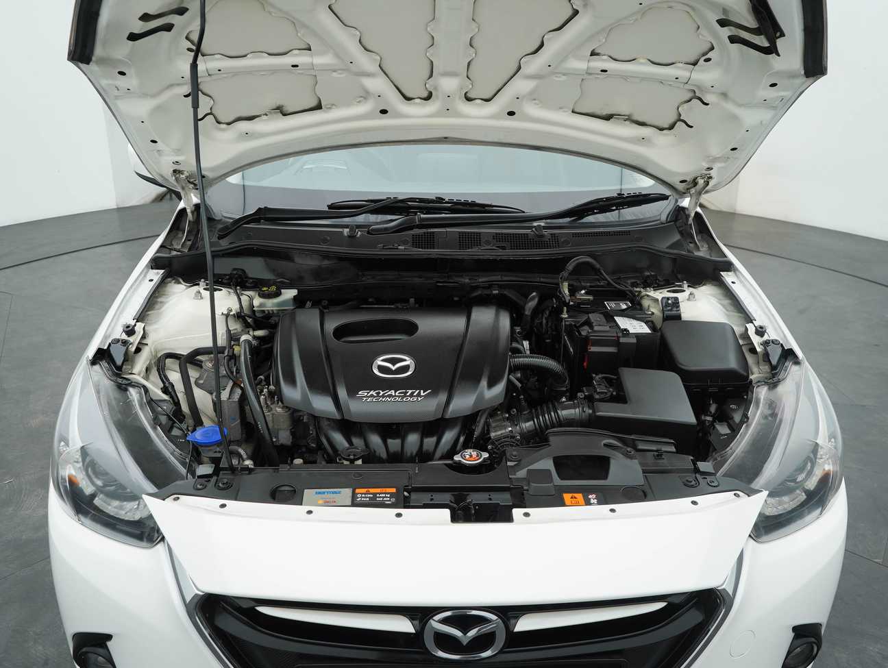 terpakai 2017 Mazda 2 SKYACTIV-G (Halogen Headlight) 1.5