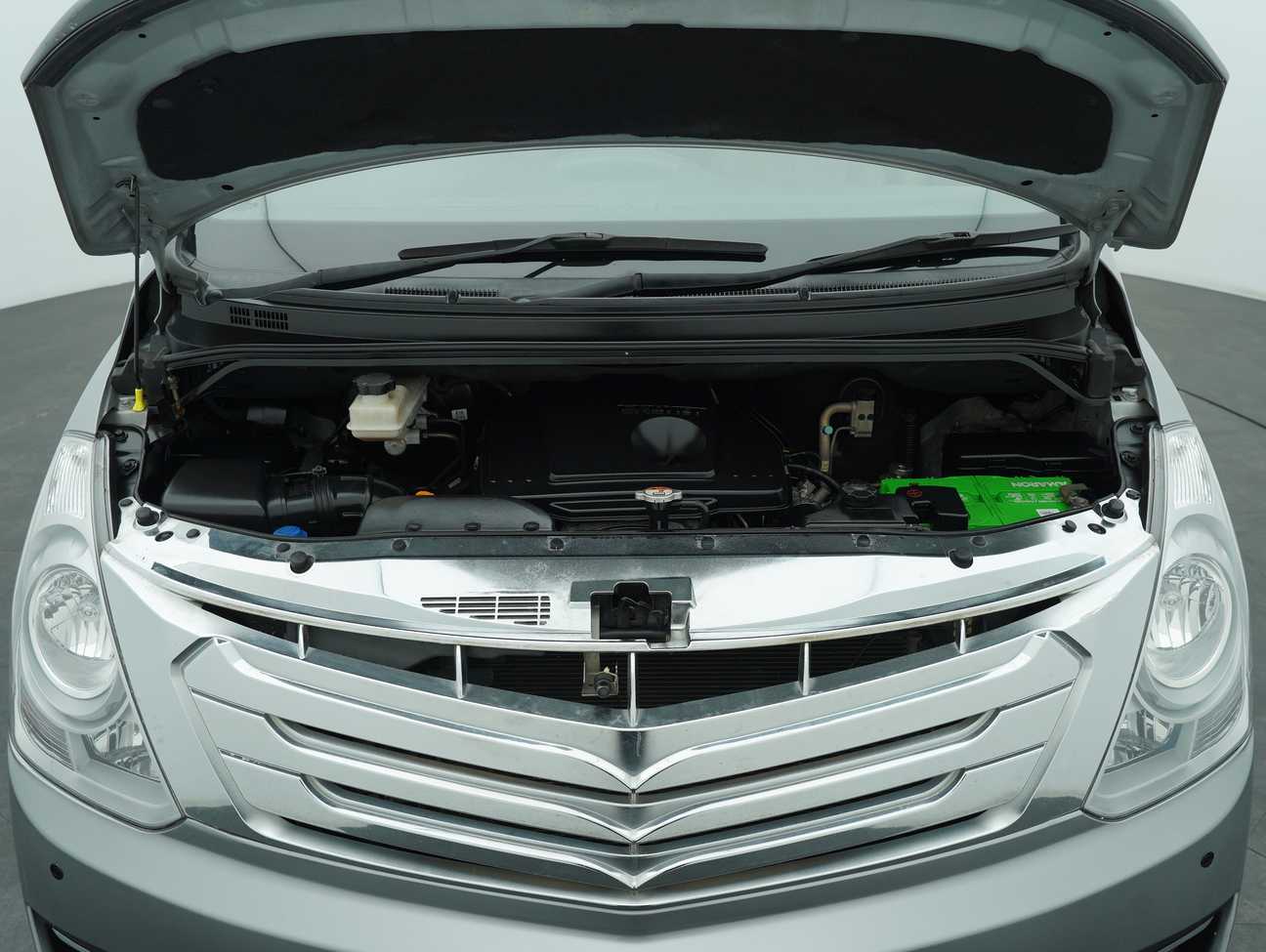 used 2015 Hyundai Grand Starex Royale GLS 2.5