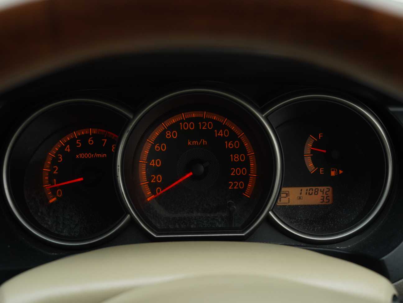 used 2011 Nissan Grand Livina Comfort 1.8
