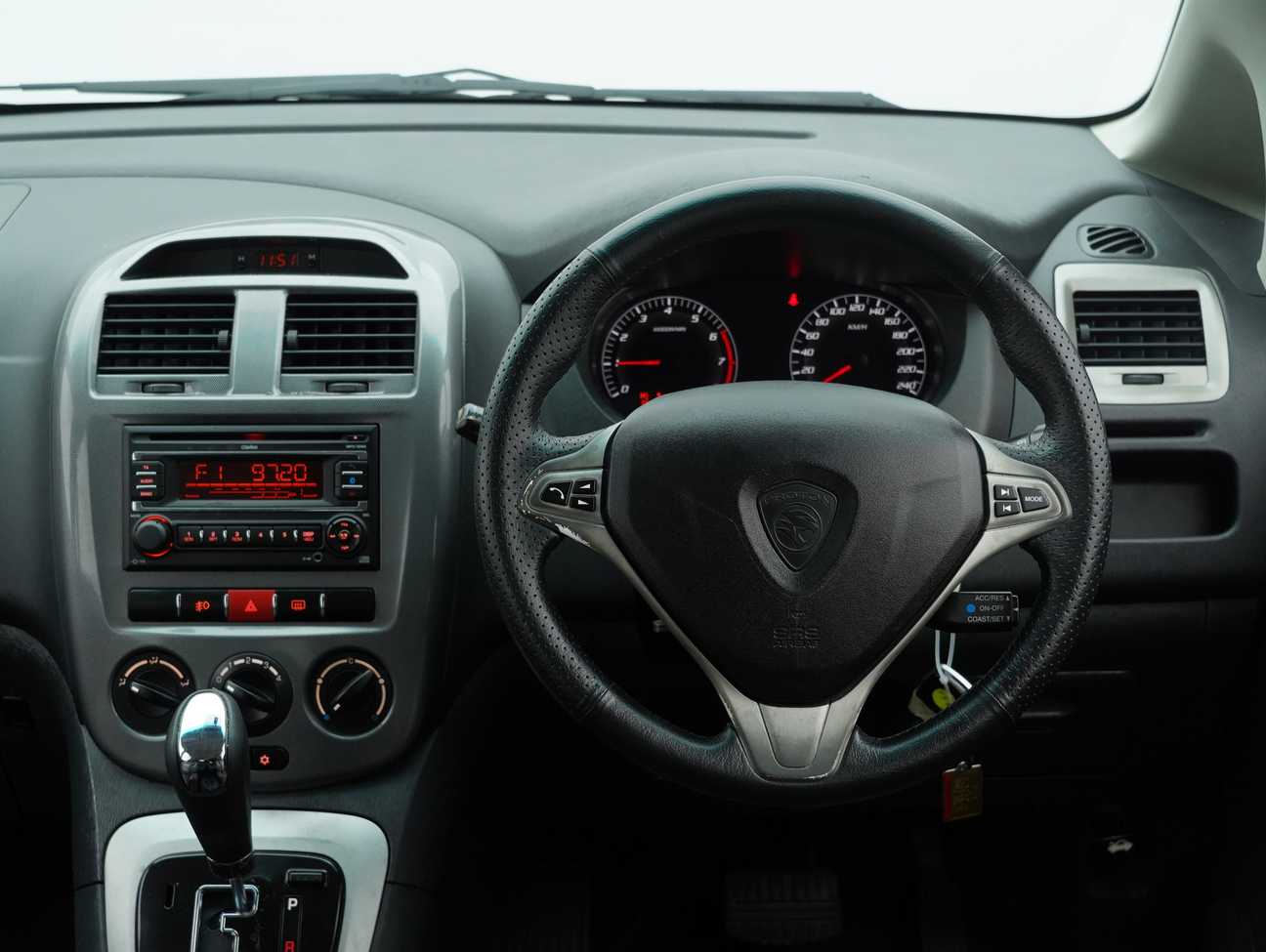 terpakai 2014 Proton Exora Bold CFE Premium 1.6