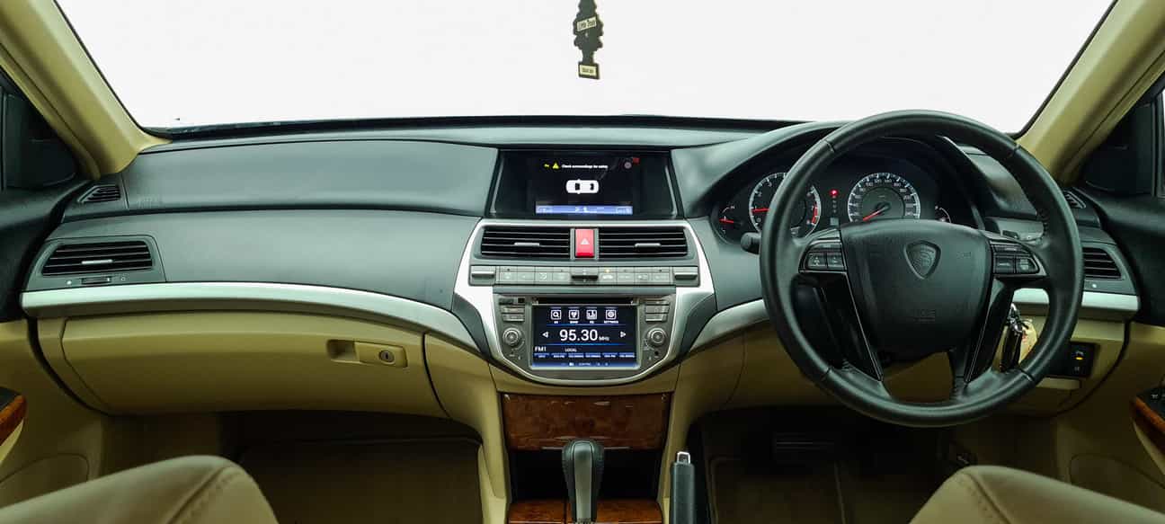 used 2017 Proton PERDANA  2.4