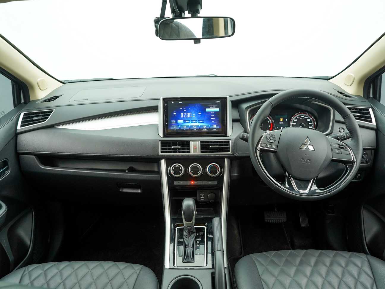 used 2023 Mitsubishi Xpander  1.5