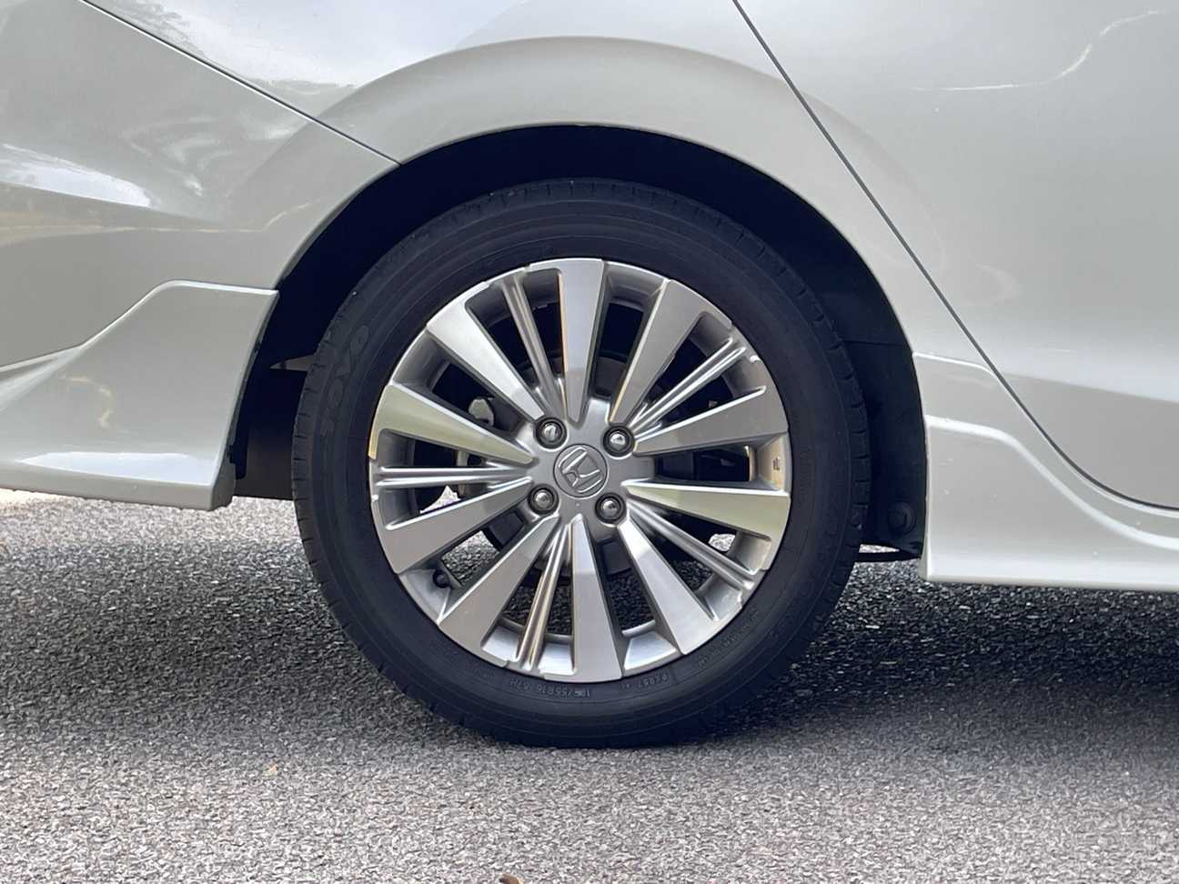 used 2023 Honda City V 1.5