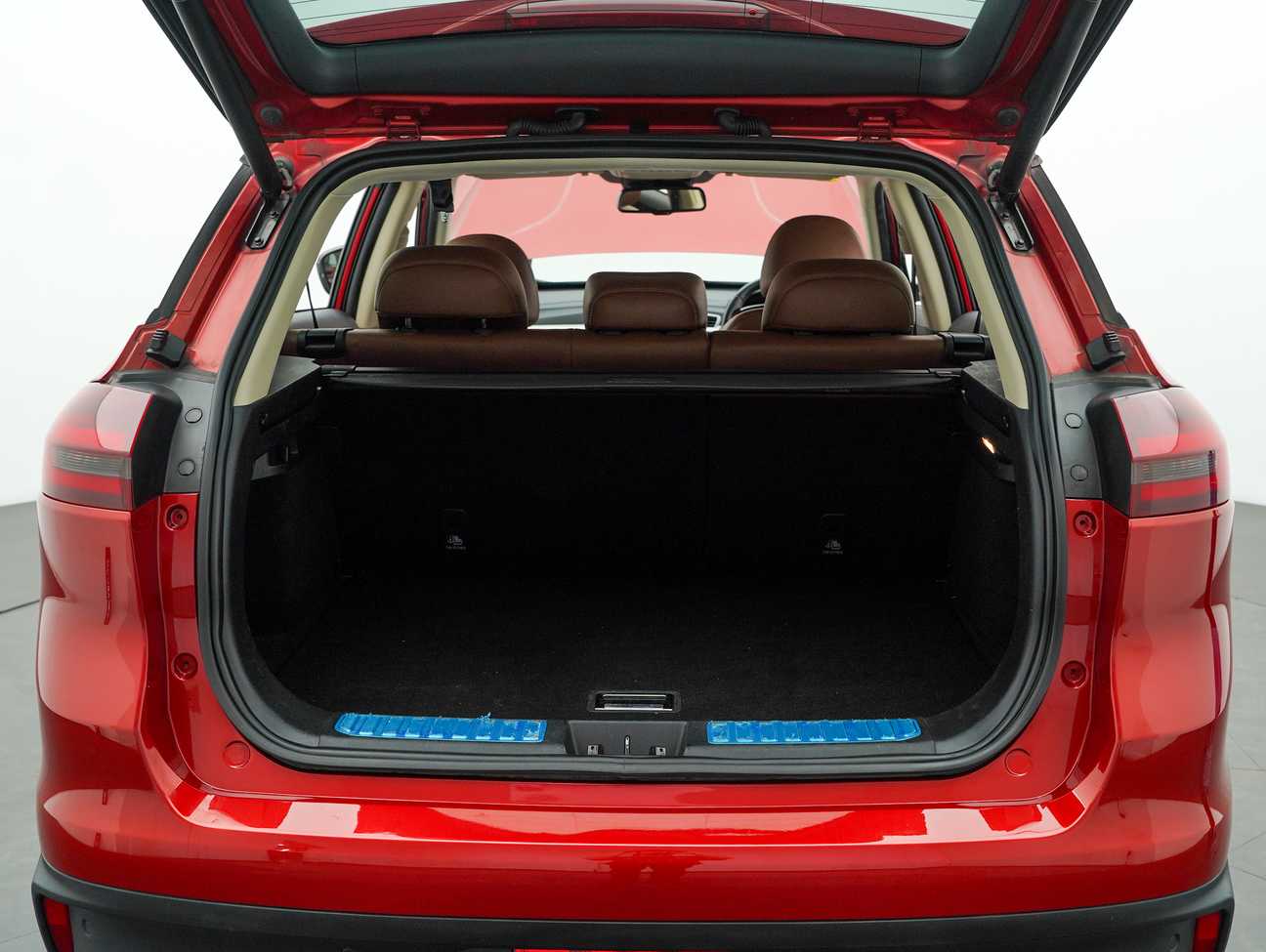 used 2022 Proton X70 Premium 1.8