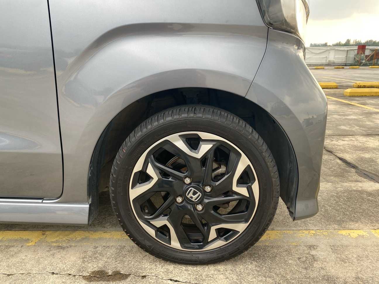 terpakai 2018 Honda N-Box Custom G EX 0.7