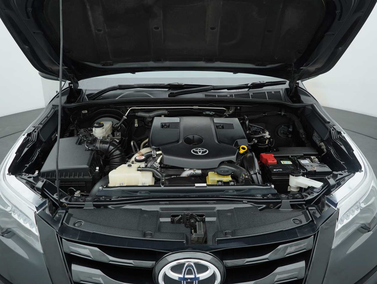 used 2018 Toyota Fortuner  2.4