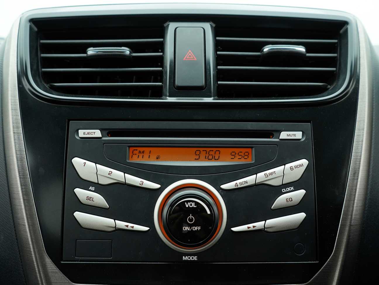 terpakai 2016 Perodua AXIA G 1.0