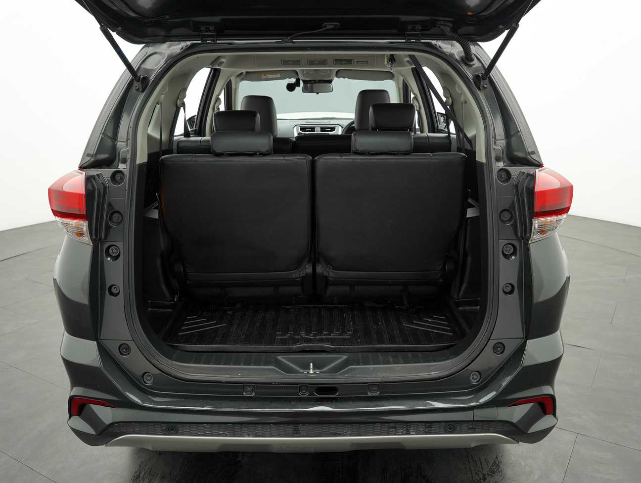 used 2020 Perodua Aruz AV 1.5