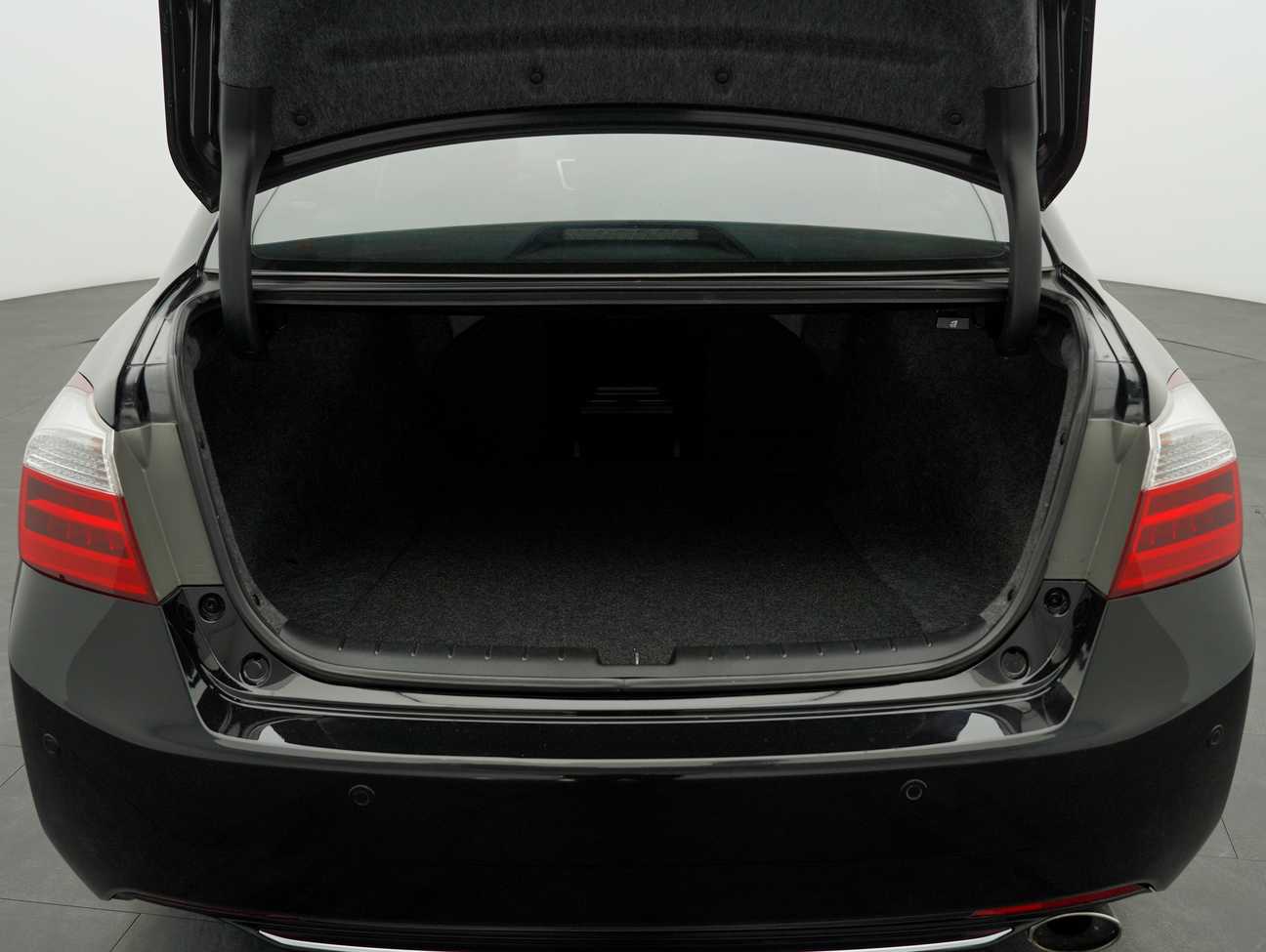 terpakai 2014 Honda Accord VTi-L 2.0